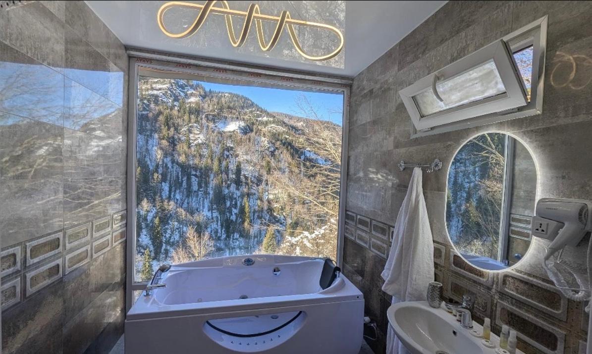 Sairme Glampings Hotel Bagian luar foto